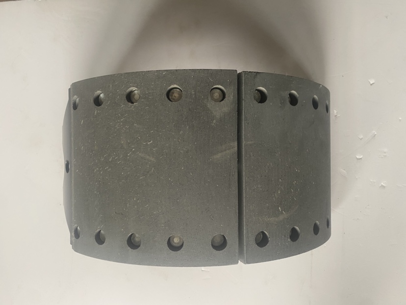 BPW200 Brake shoe 04465-52010 05.091.27.83.0