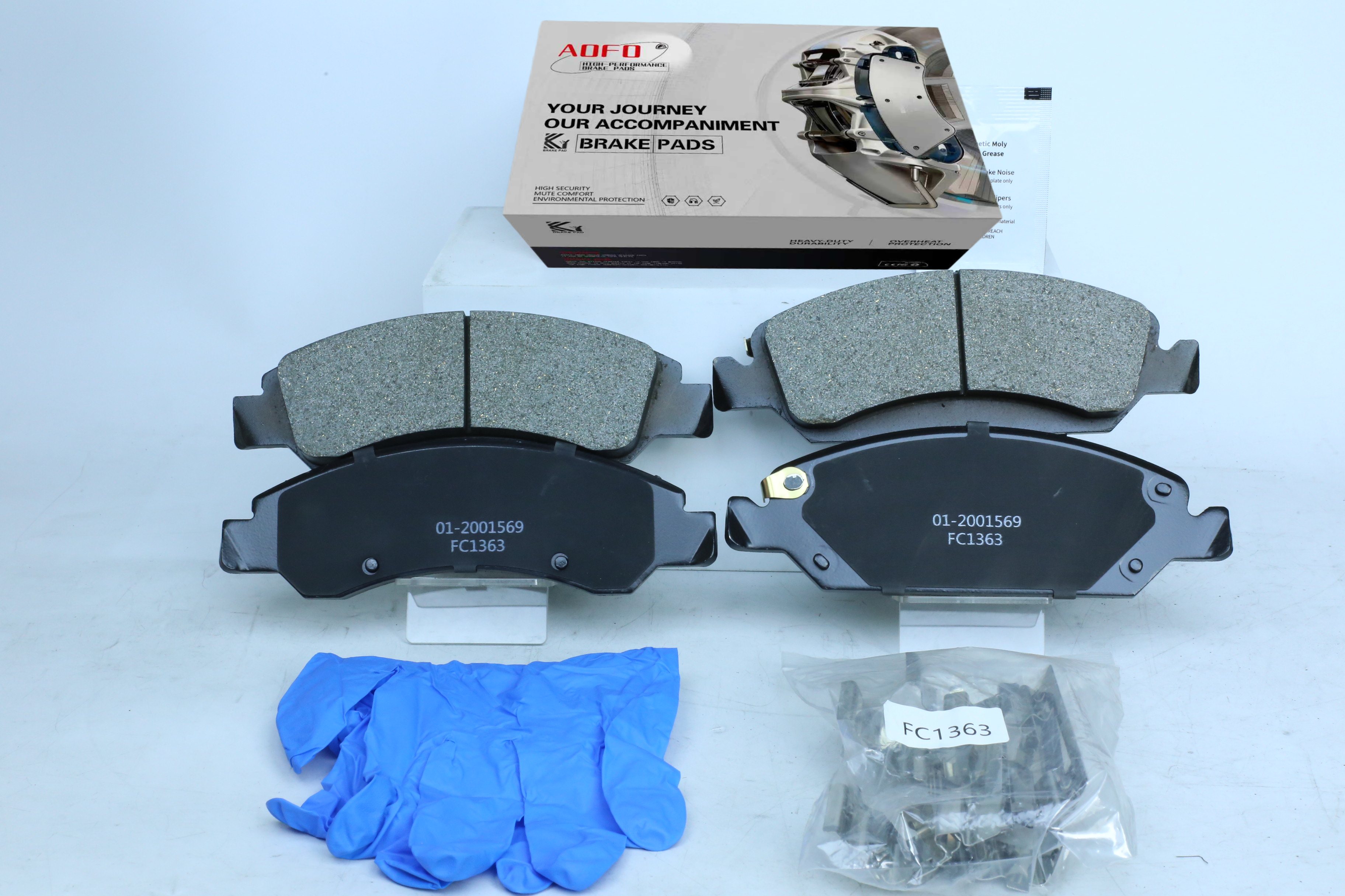 D1363 Front Brake Pads for Cadillac Chevrolet GMC
